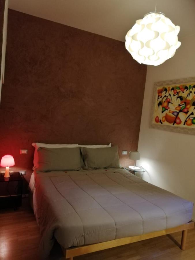 Lollo Apartment Mantova Exteriör bild